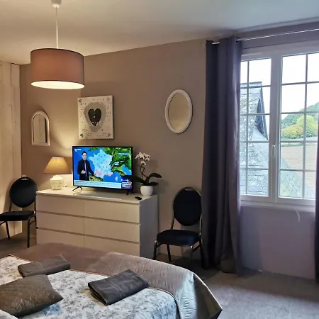 Les Cloches De Corneville Bed & Breakfast