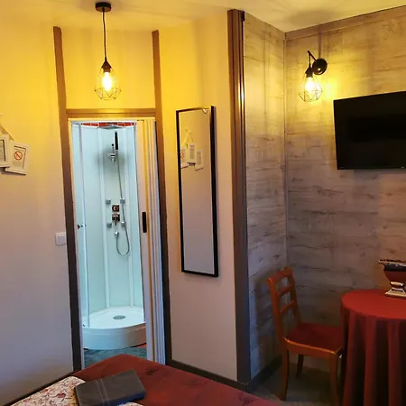 Les Cloches De Corneville Bed & Breakfast