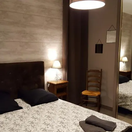 Les Cloches De Bed & Breakfast