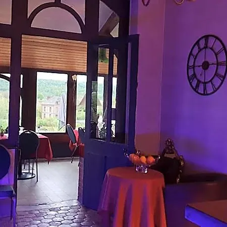 Bed & Breakfast Les Cloches De Corneville 3*