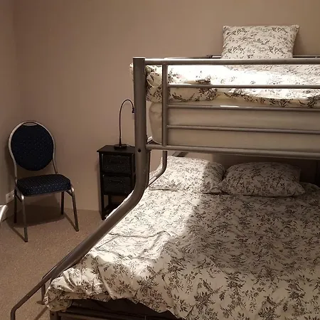Les Cloches De Corneville Bed & Breakfast 3*